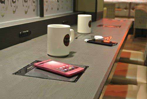 智能家具-餐飲行業(yè)應用無線充電器